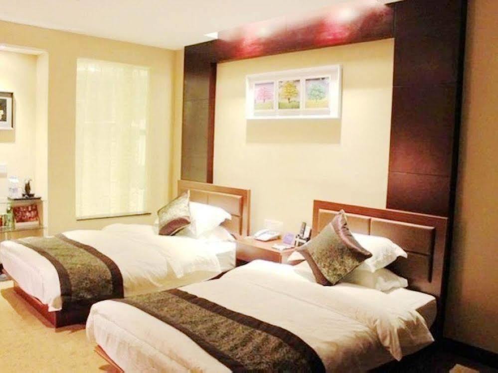 Mo'Er Holiday Hotel Nan-tchung Exteriér fotografie